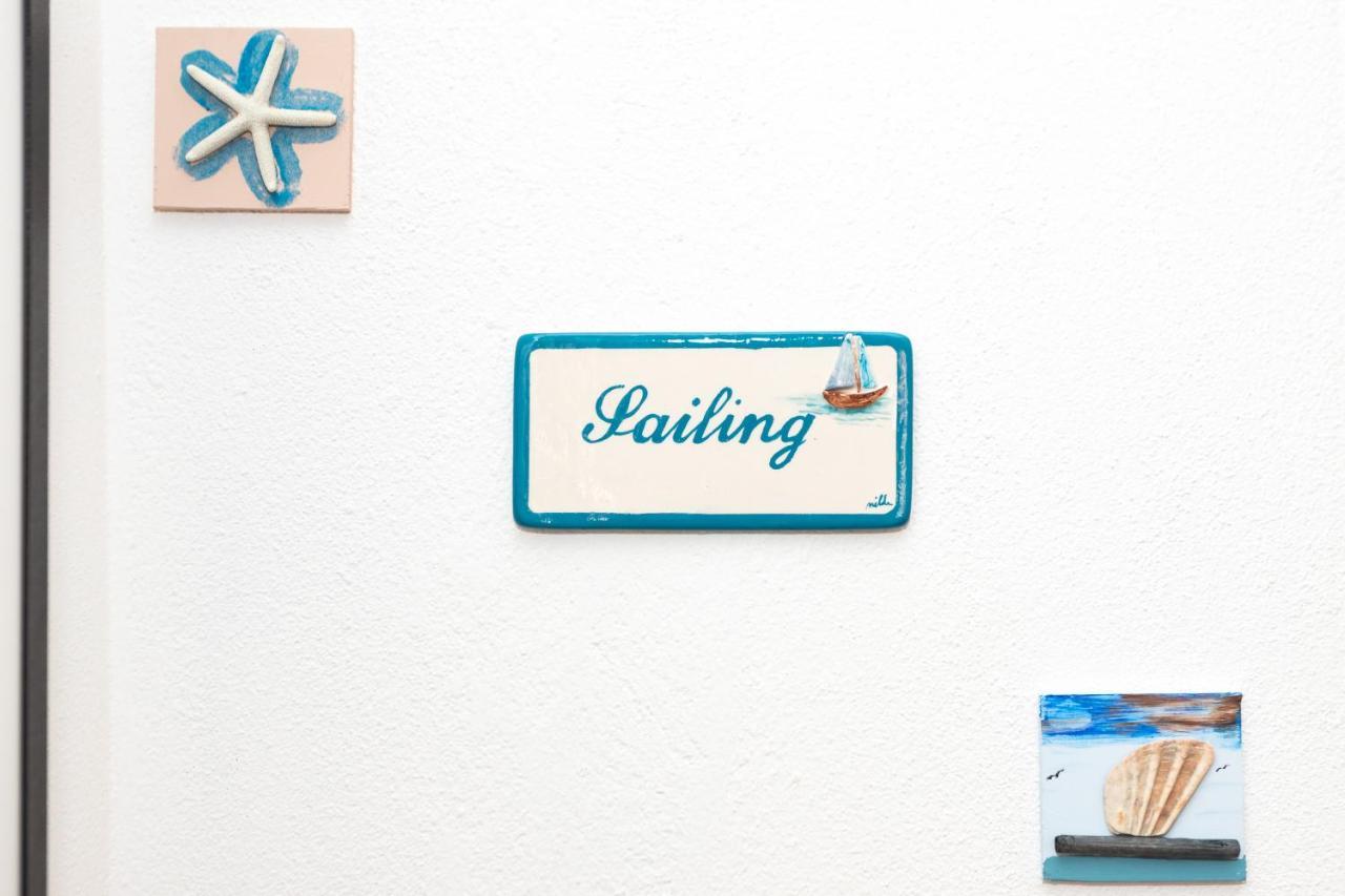 Apartment Sailing *